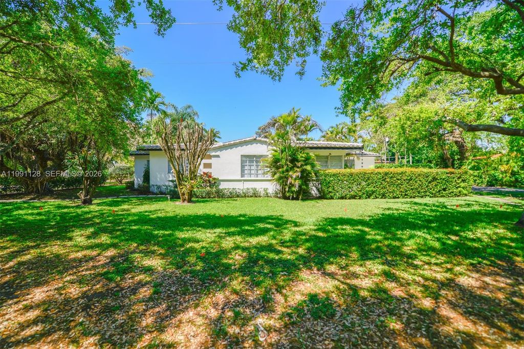 Photo of 1201 Obispo Ave, Coral Gables, FL 33134 (MLS # A11991128)