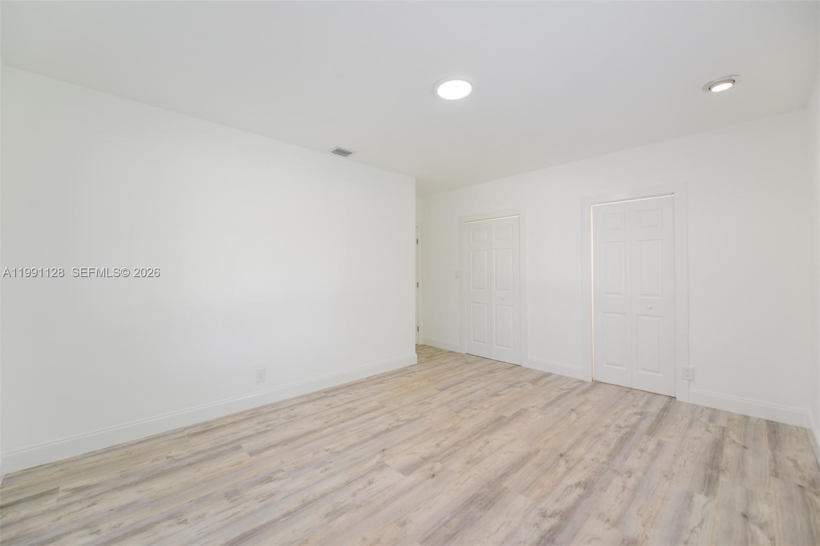 CORAL GABLES SEC E - Residential