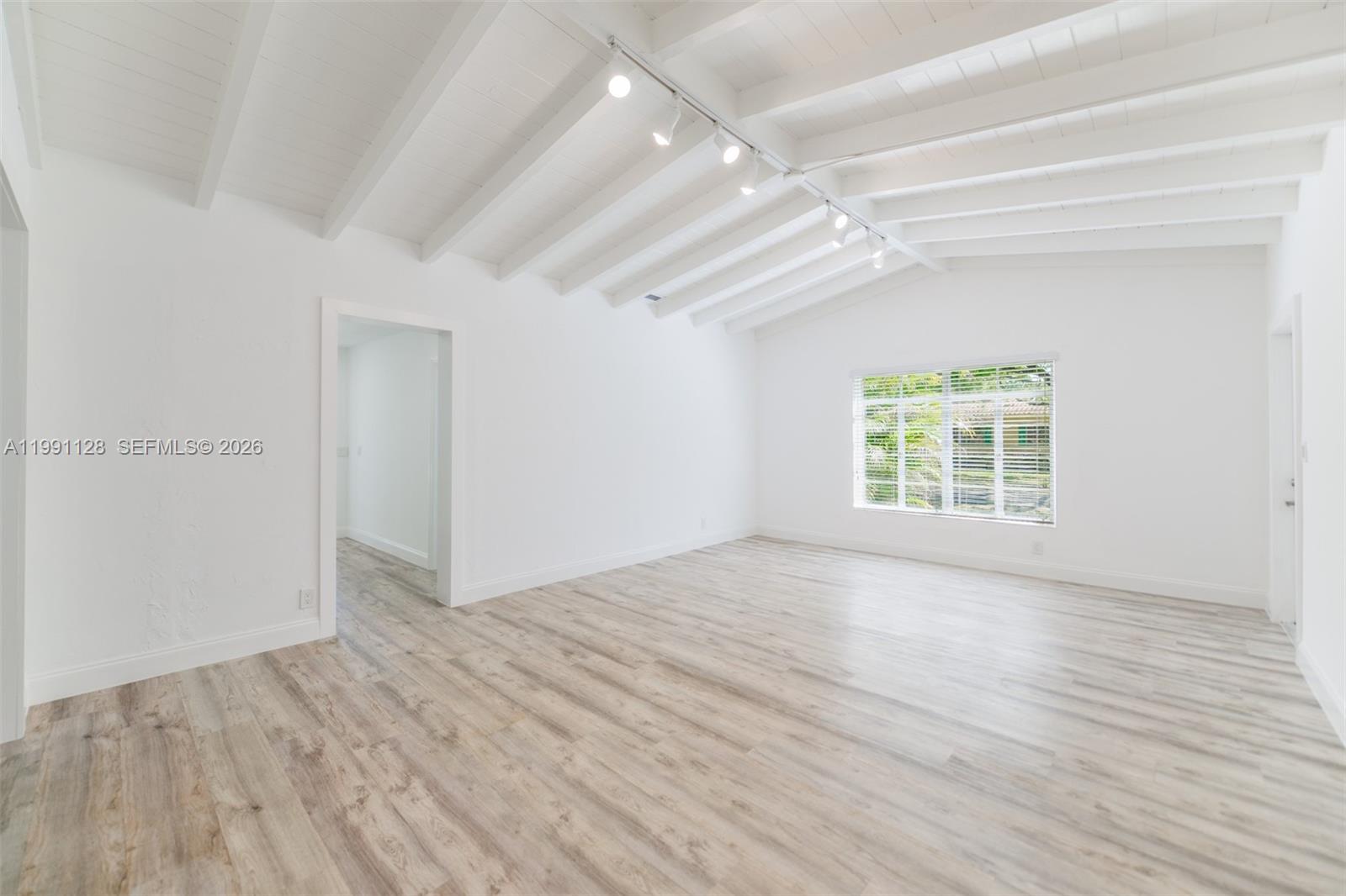 CORAL GABLES SEC E - Residential