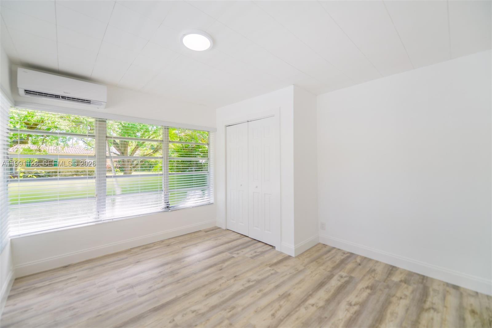 CORAL GABLES SEC E - Residential