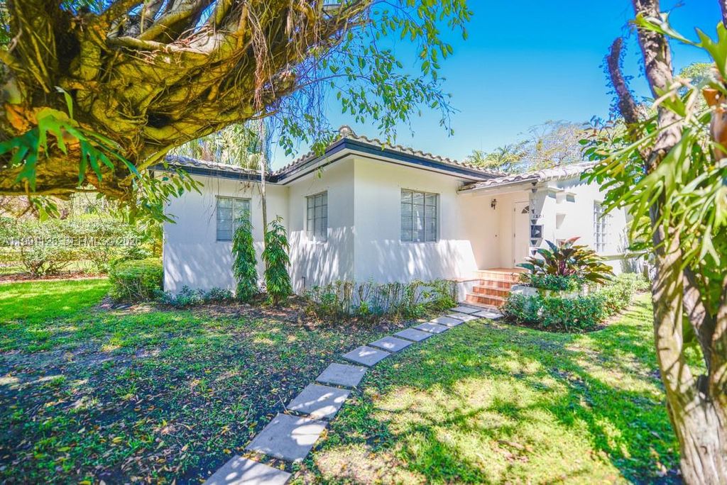 Photo of 1201 Obispo Ave, Coral Gables, FL 33134 (MLS # A11991128)