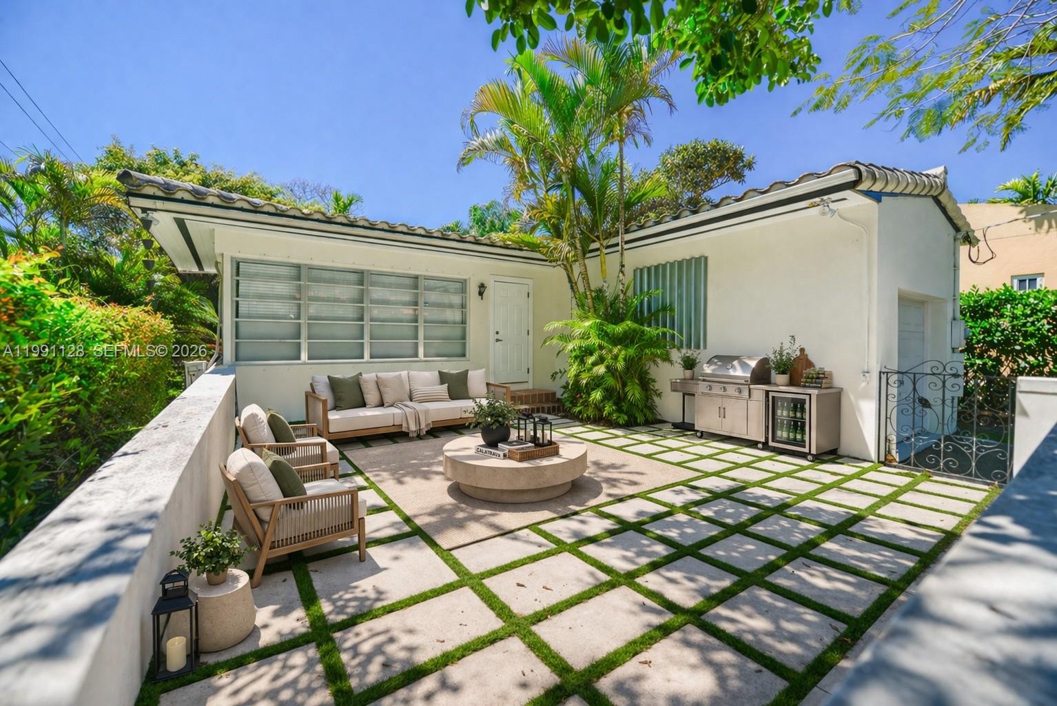 CORAL GABLES SEC E - Residential