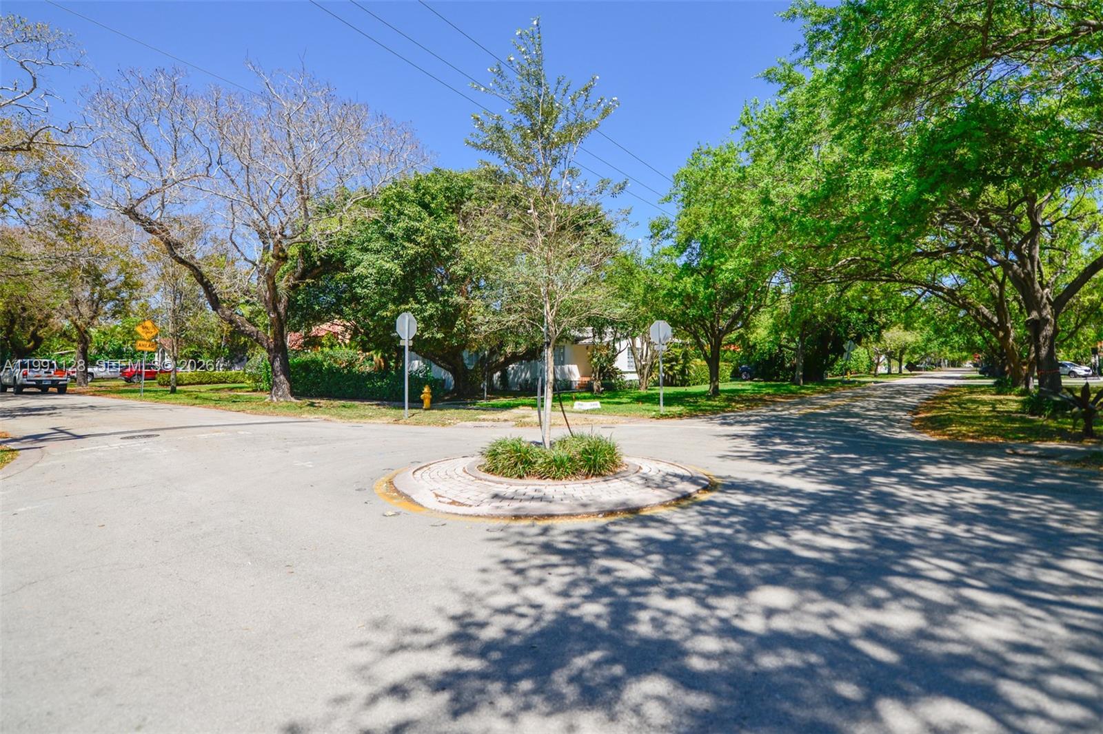 CORAL GABLES SEC E - Residential