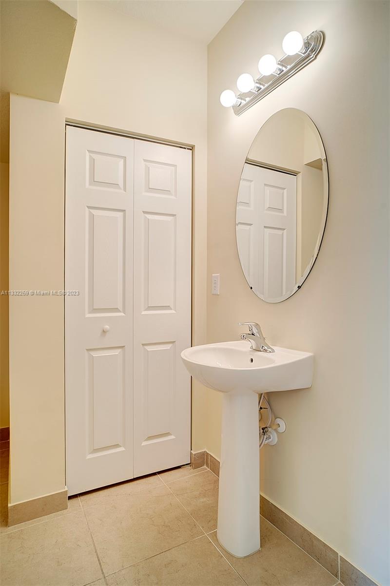 Emerald Creek - Residential Lease