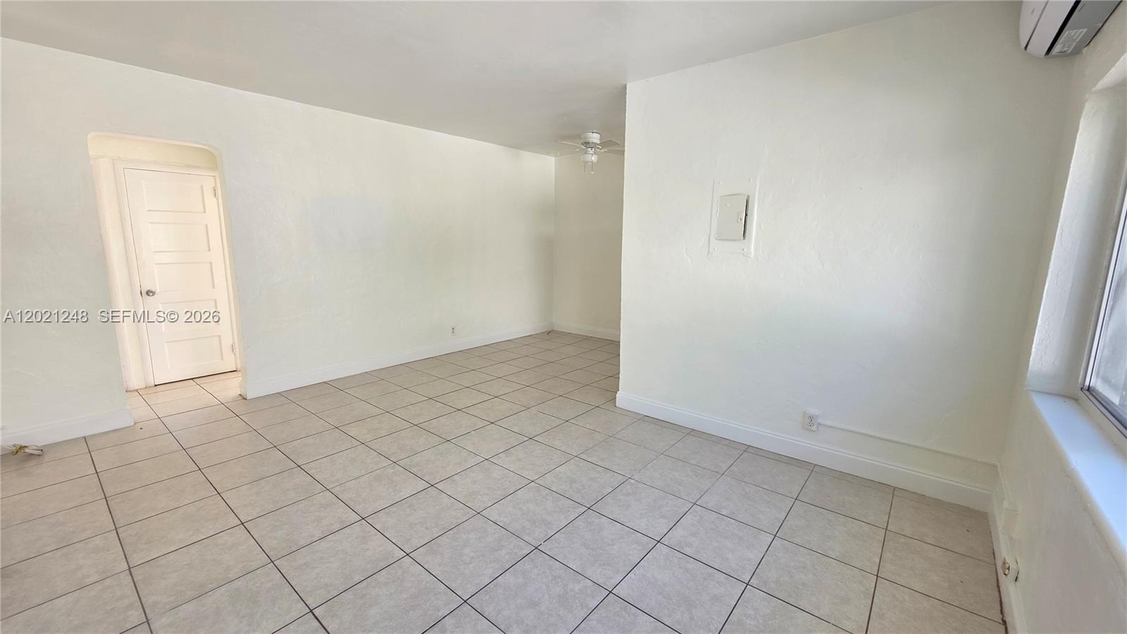7629 Dickens Ave 7