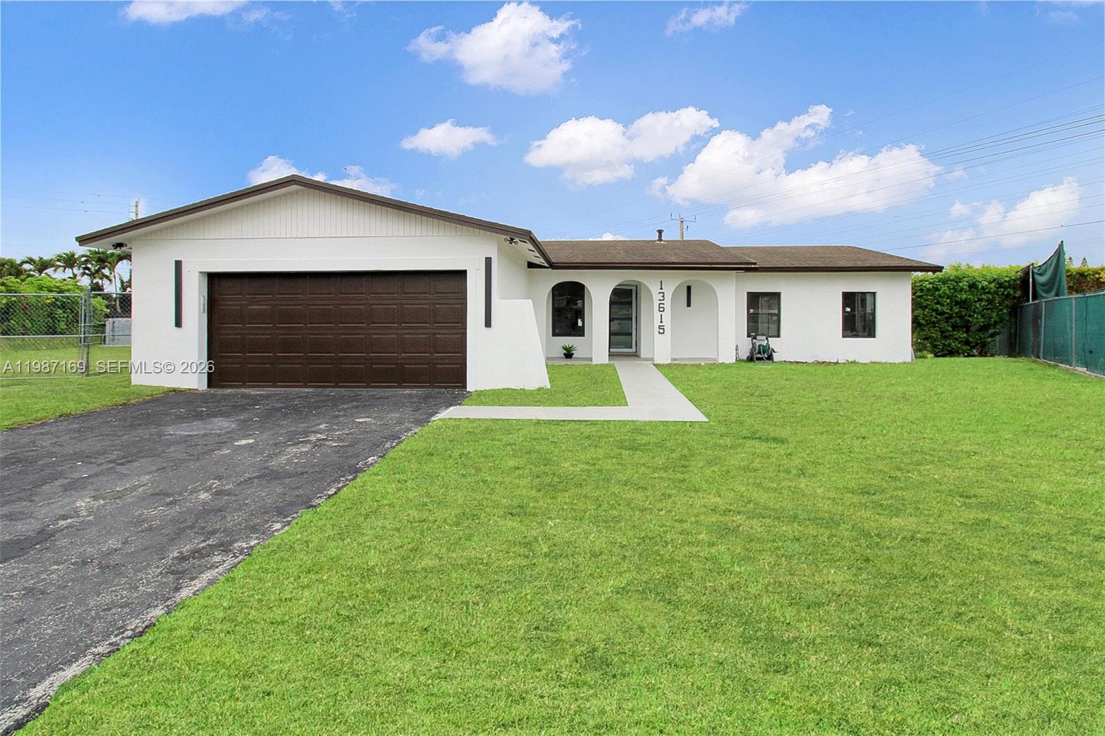 WINSTON PARK UNIT 5 - Residential