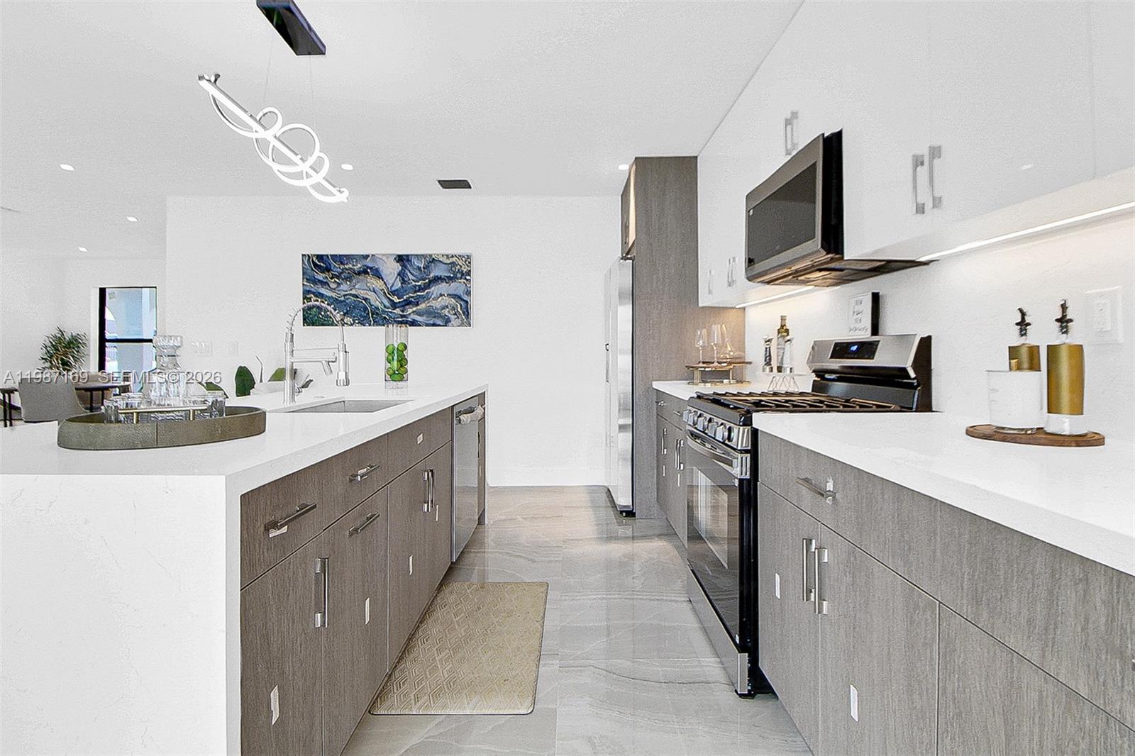 WINSTON PARK UNIT 5 - Residential