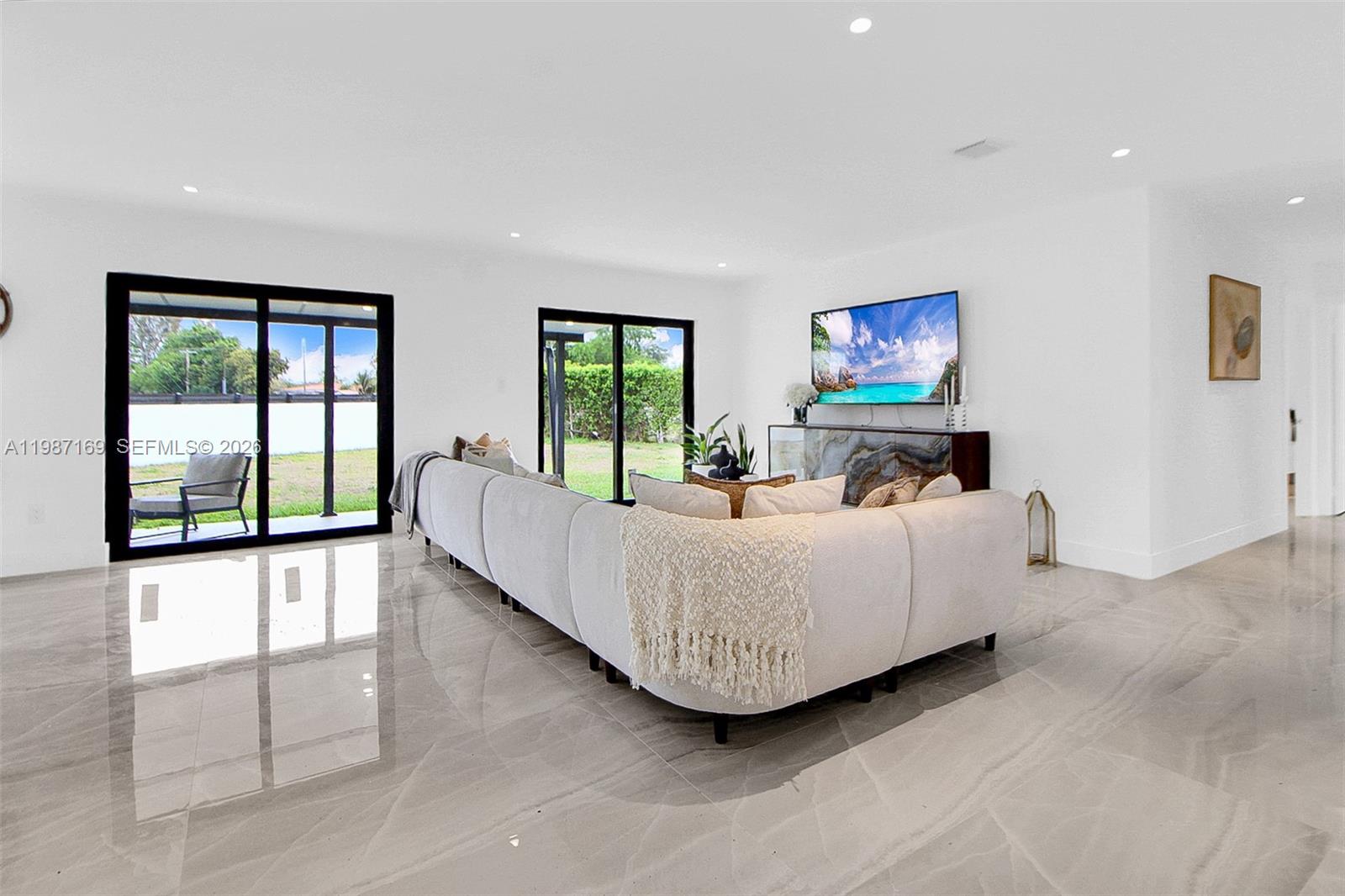 WINSTON PARK UNIT 5 - Residential