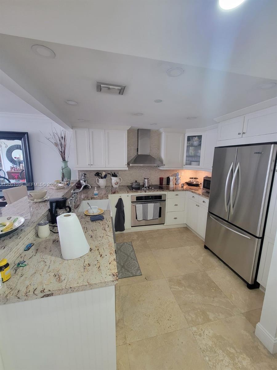 2625 Collins Ave 1601