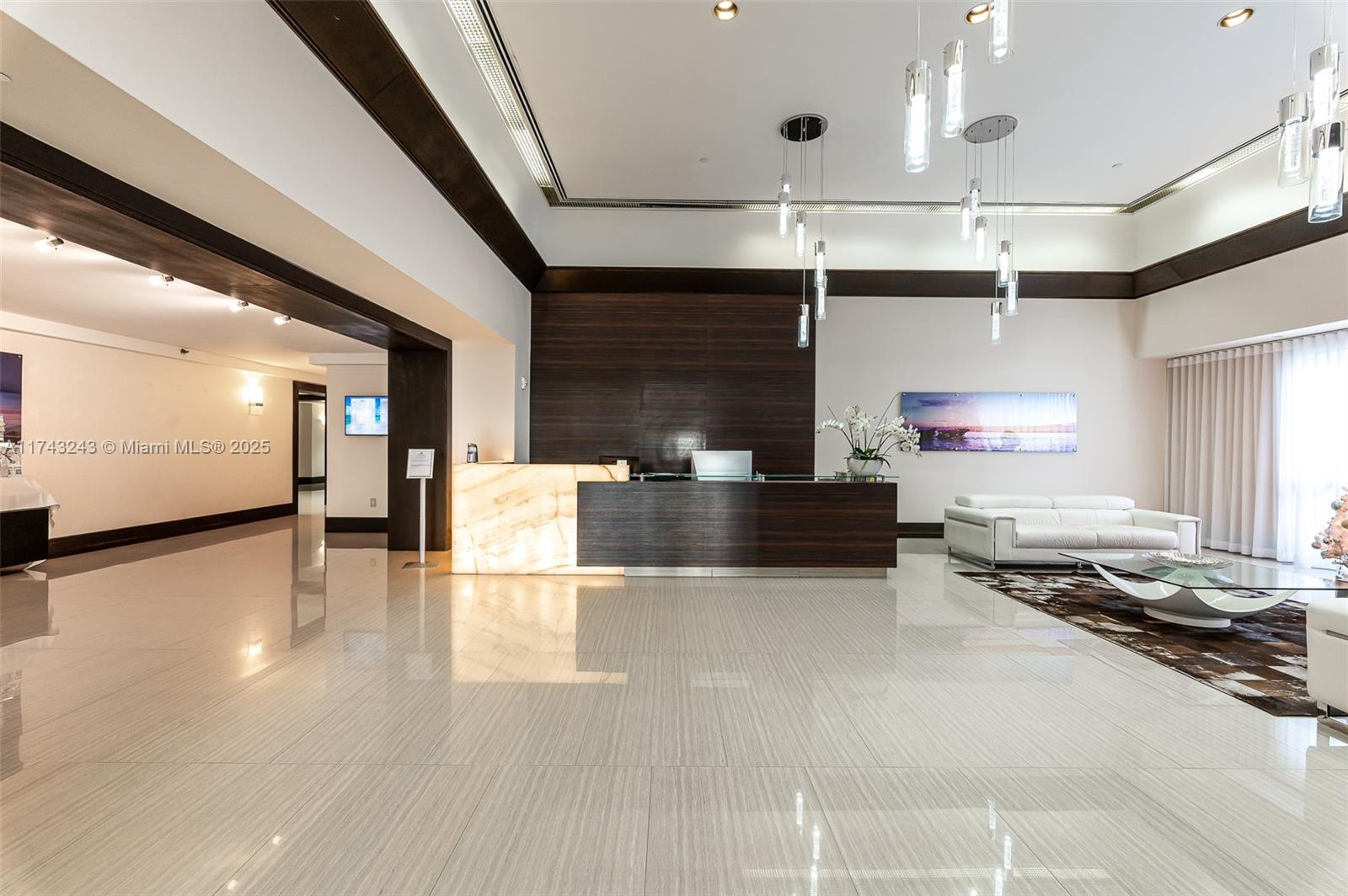 OCEANIA III CONDO - Residential