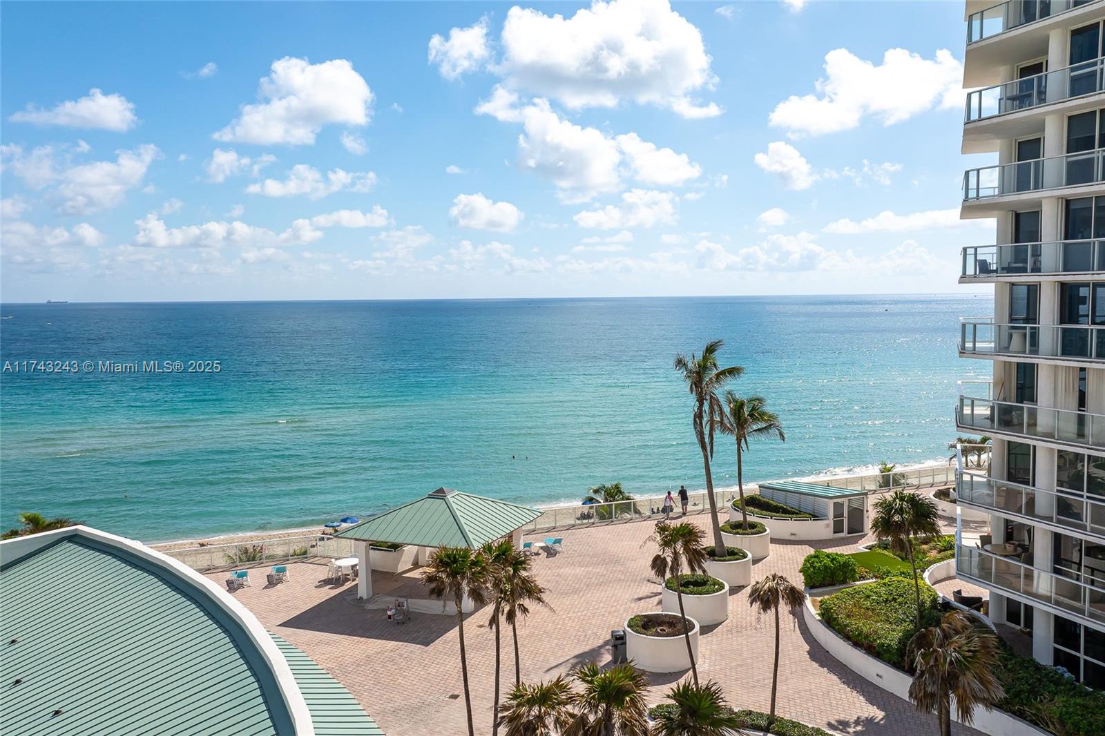 OCEANIA III CONDO - Residential