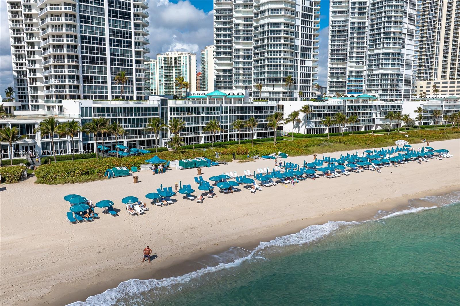 OCEANIA III CONDO - Residential