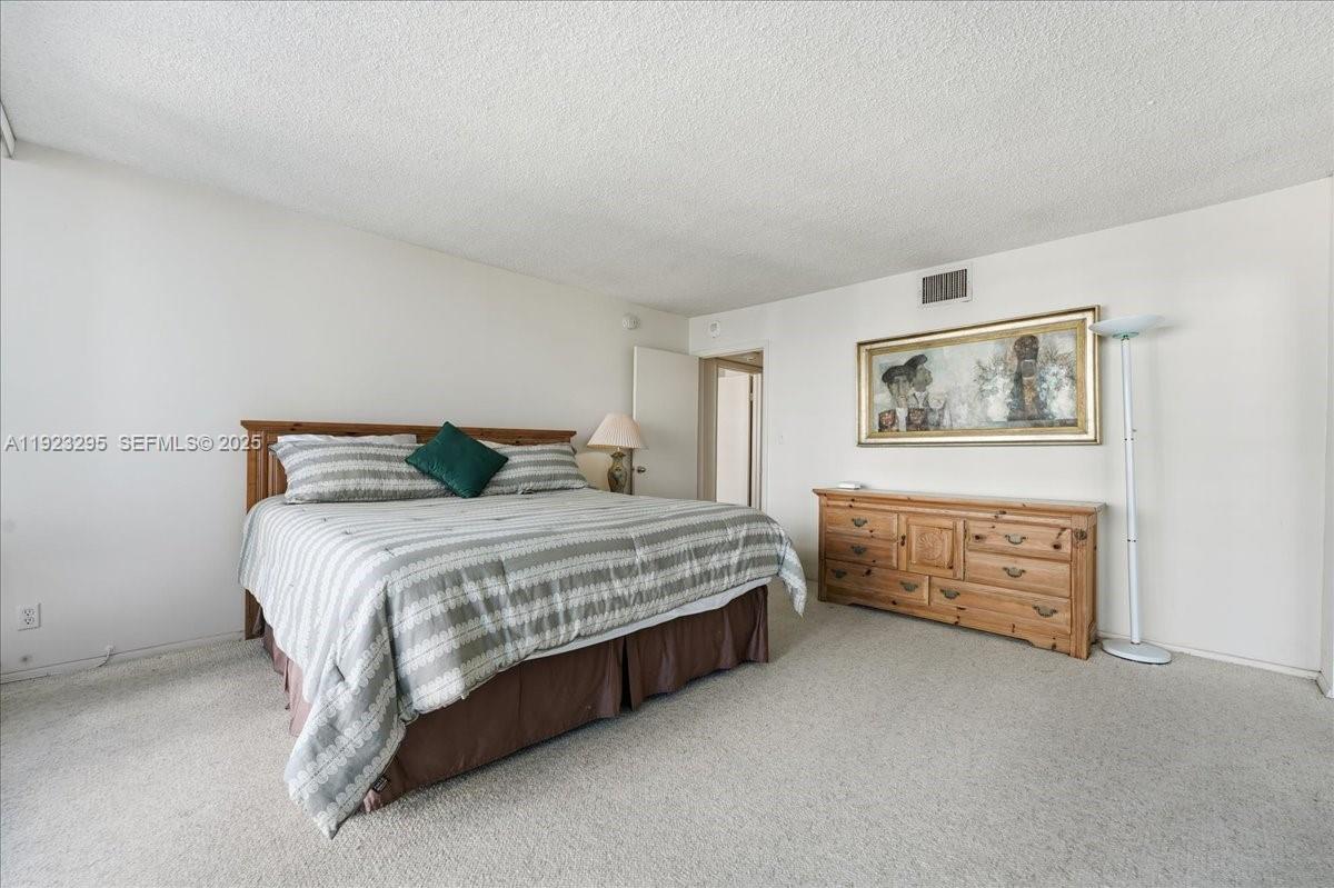 PLAZA SOUTH CONDO - Residential