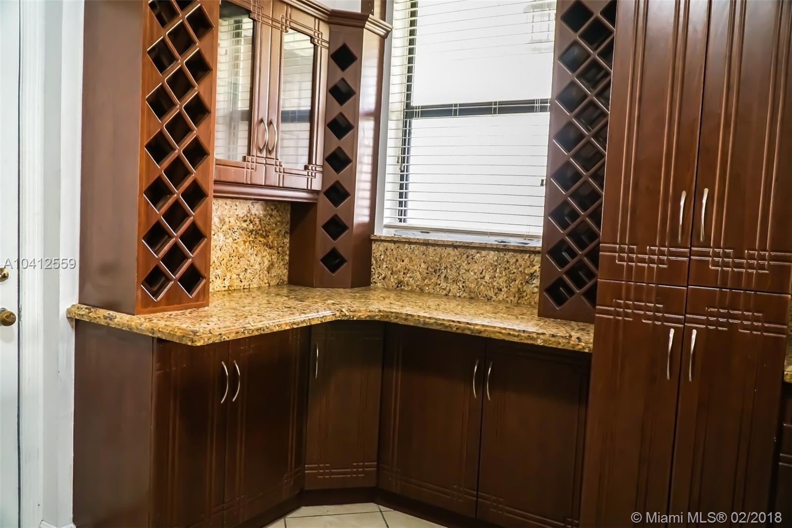 TRELLIS AT BAYSHORE - Residential