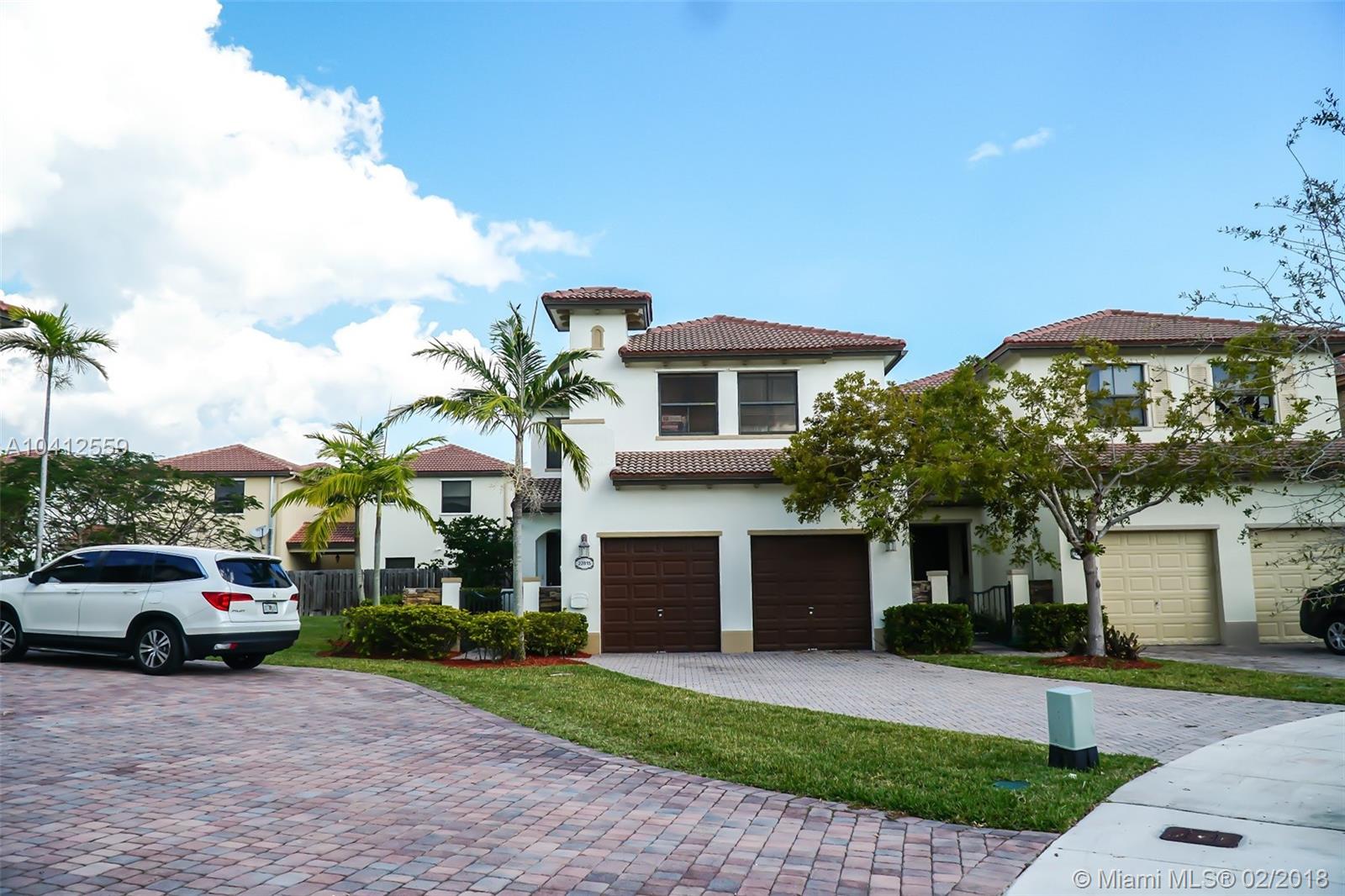 TRELLIS AT BAYSHORE - Residential