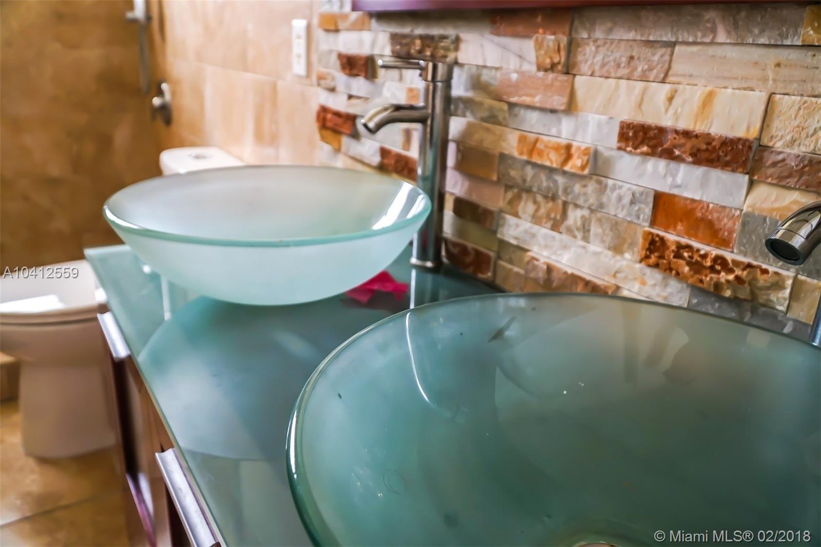 TRELLIS AT BAYSHORE - Residential