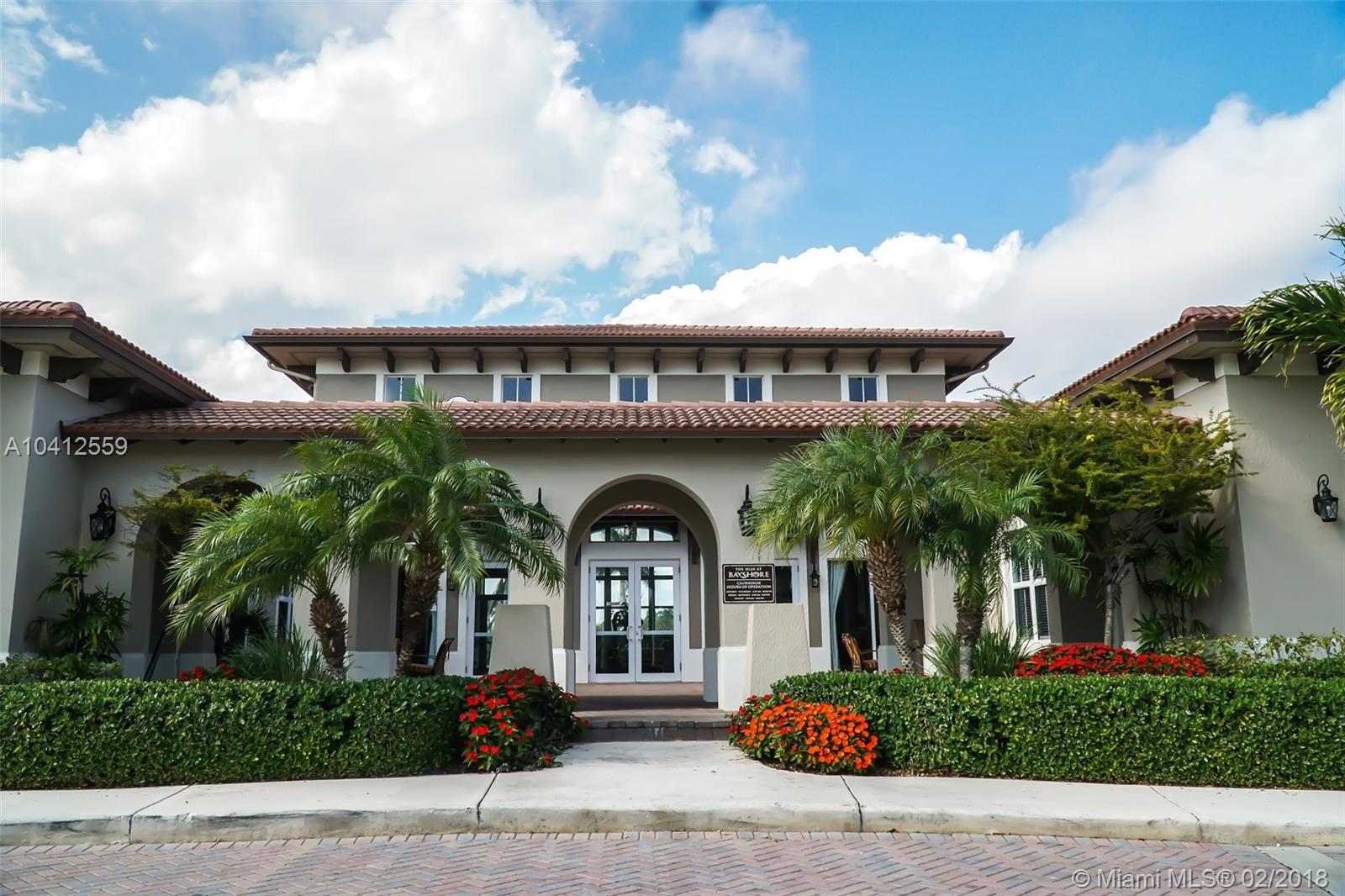 TRELLIS AT BAYSHORE - Residential