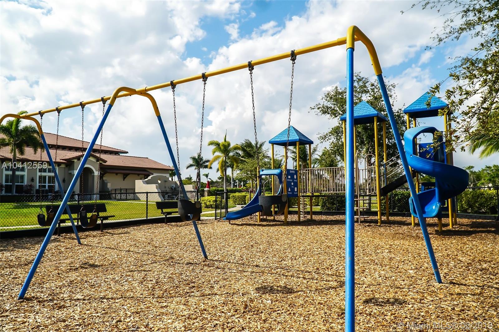 TRELLIS AT BAYSHORE - Residential