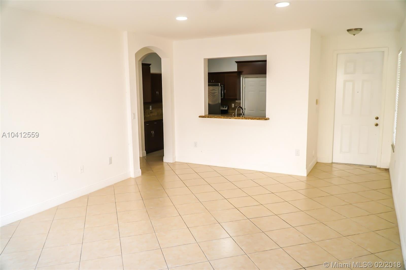 TRELLIS AT BAYSHORE - Residential