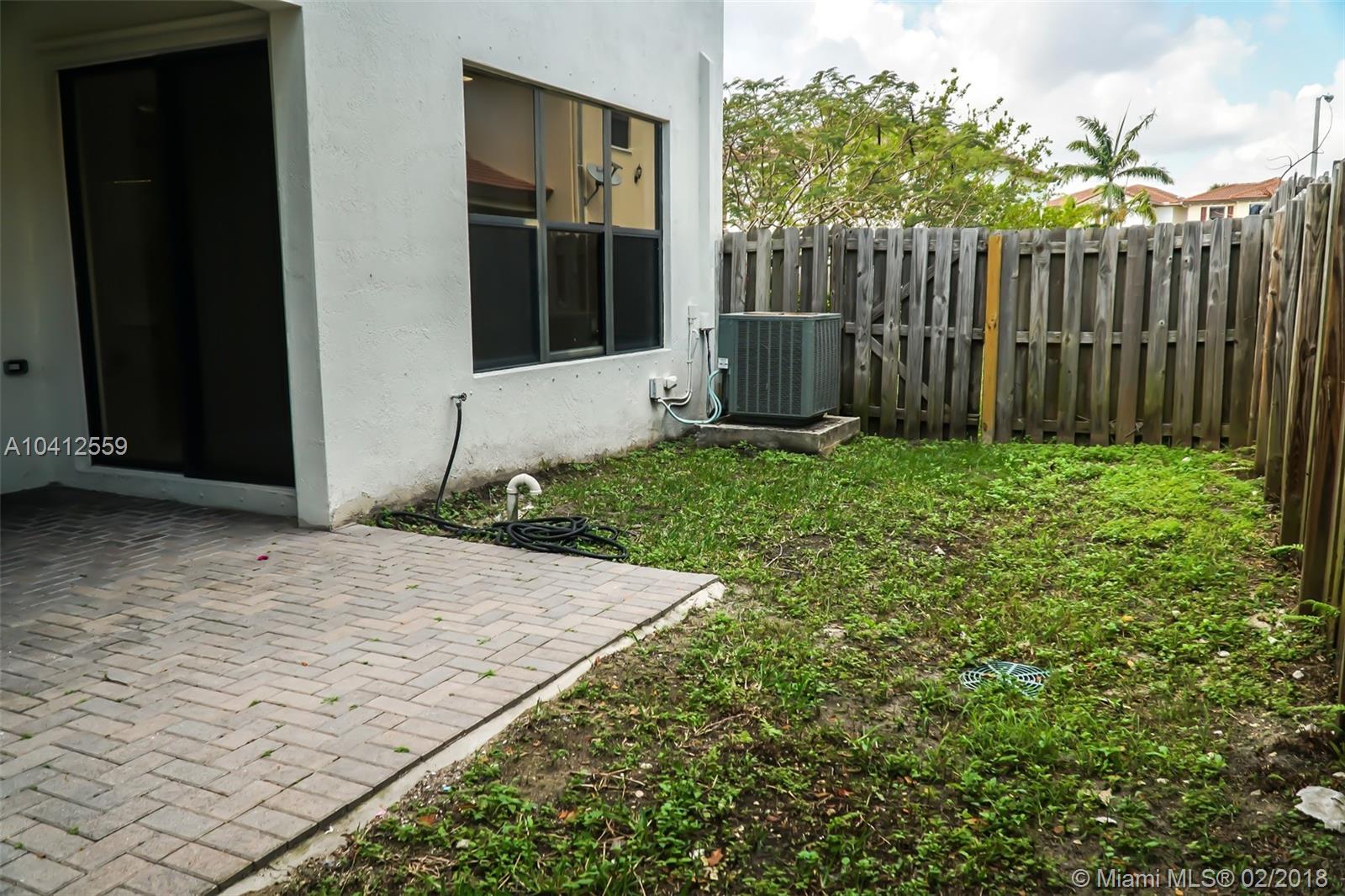 TRELLIS AT BAYSHORE - Residential