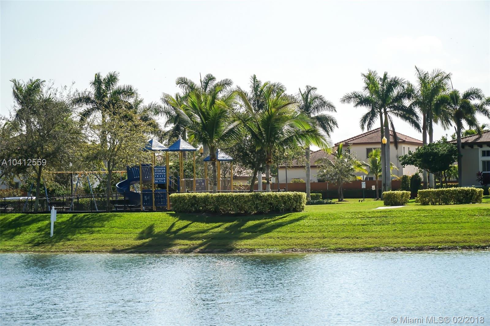 TRELLIS AT BAYSHORE - Residential