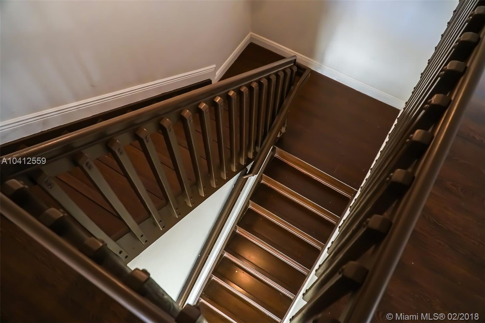 TRELLIS AT BAYSHORE - Residential