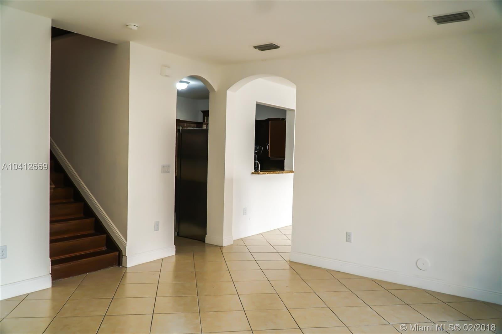 TRELLIS AT BAYSHORE - Residential