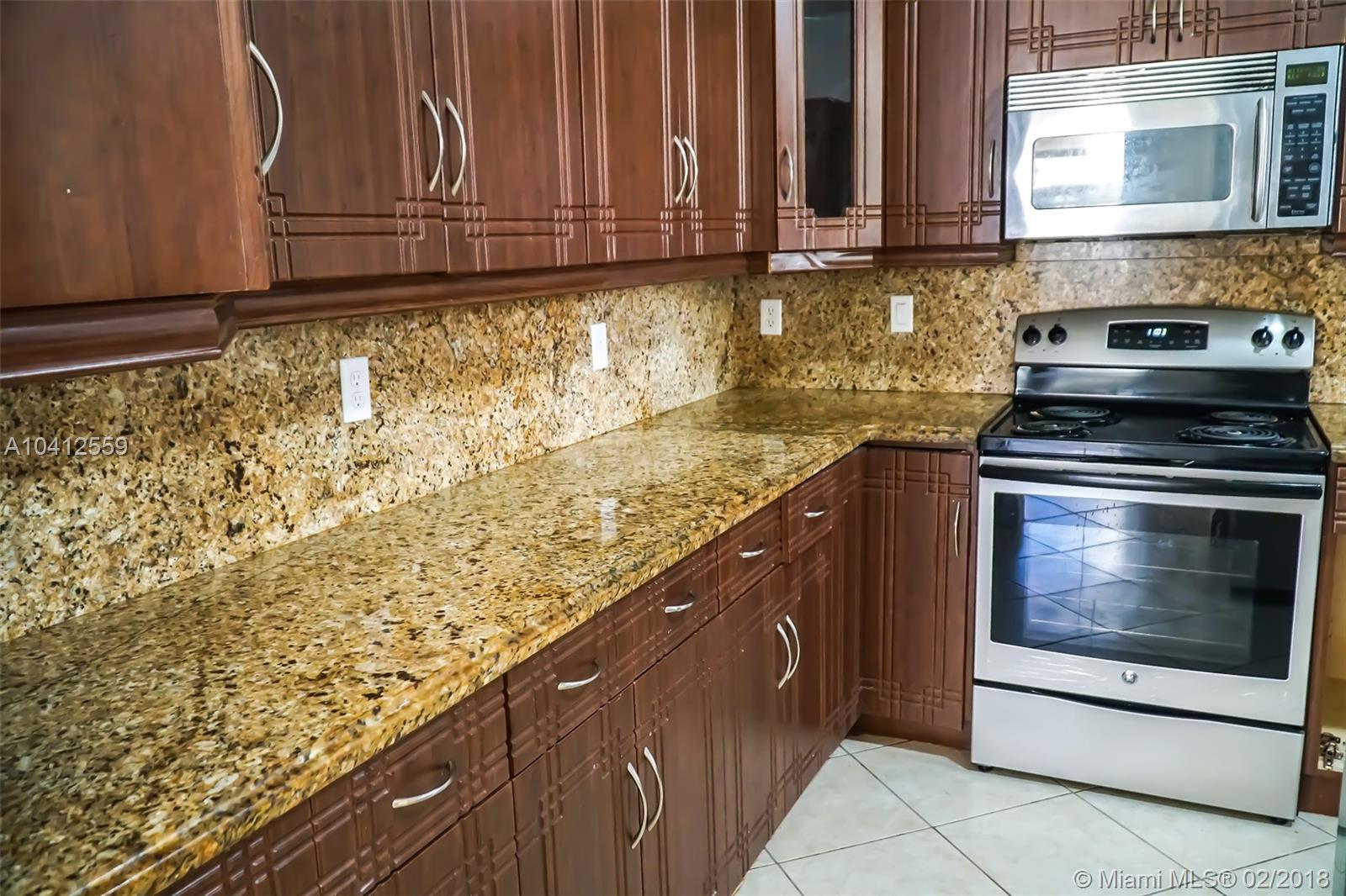 TRELLIS AT BAYSHORE - Residential