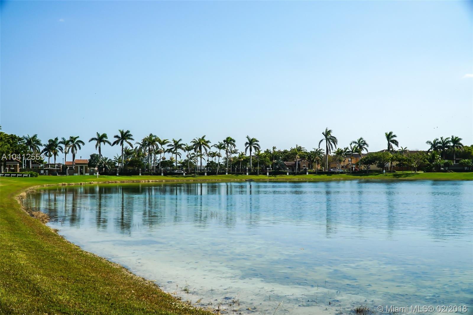 TRELLIS AT BAYSHORE - Residential