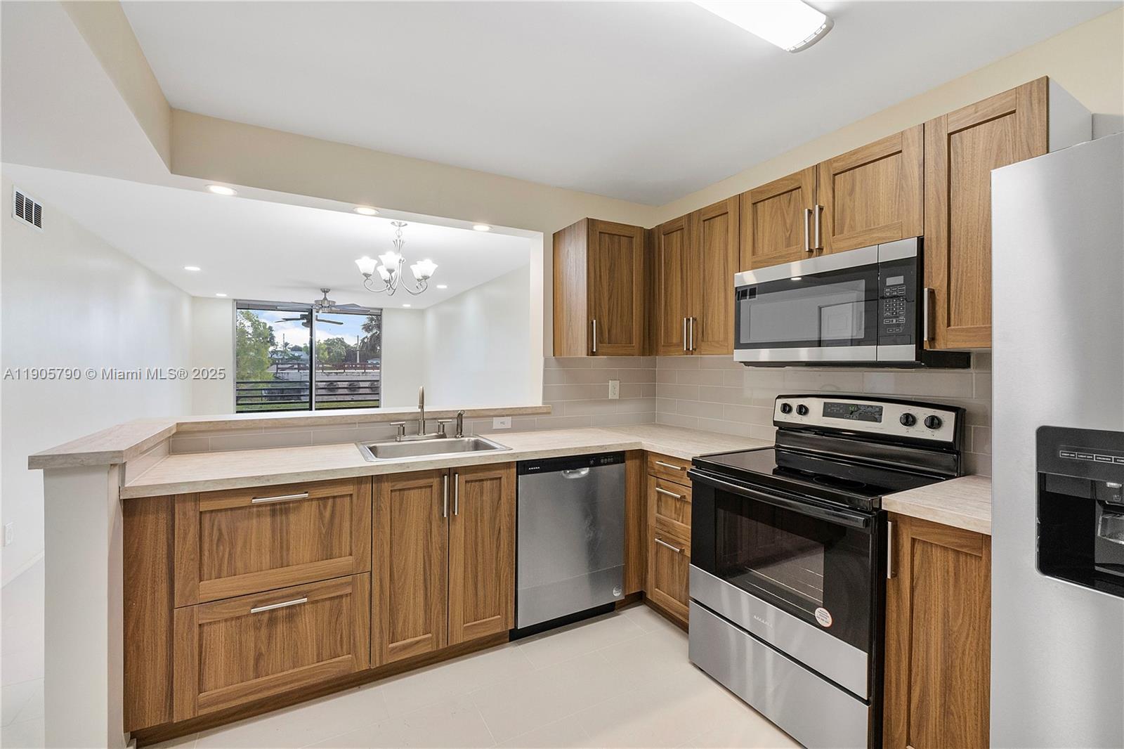 SOMERSET LAKES CONDO - Residential Lease