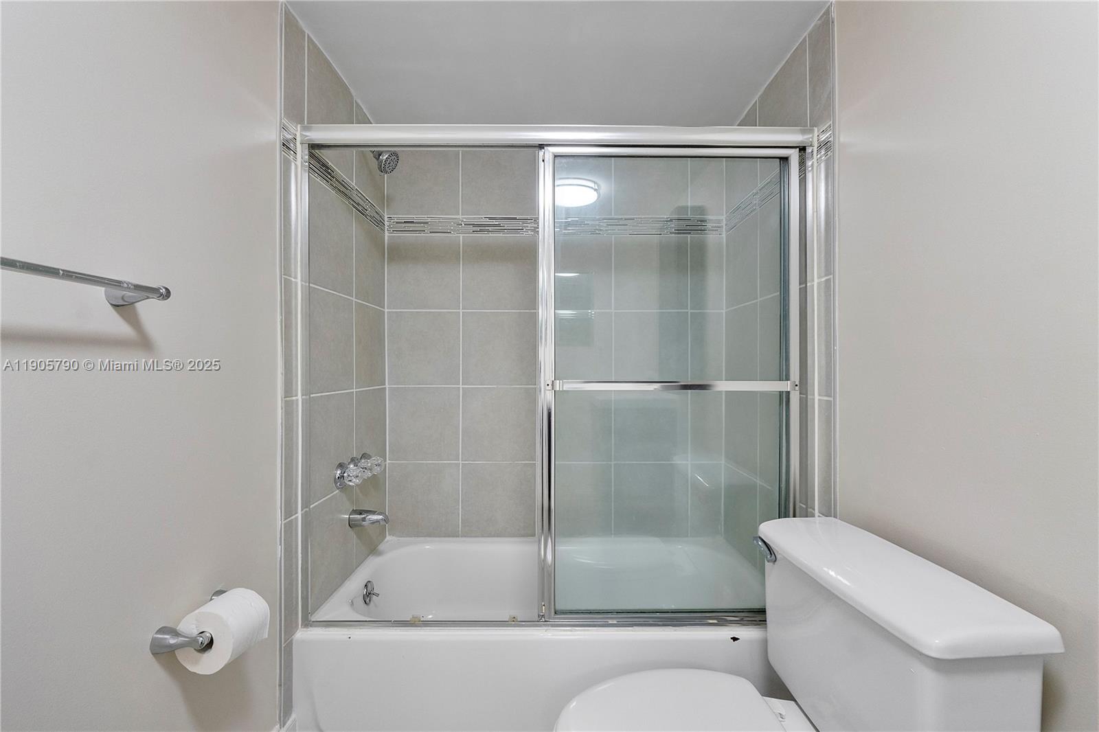 SOMERSET LAKES CONDO - Residential Lease