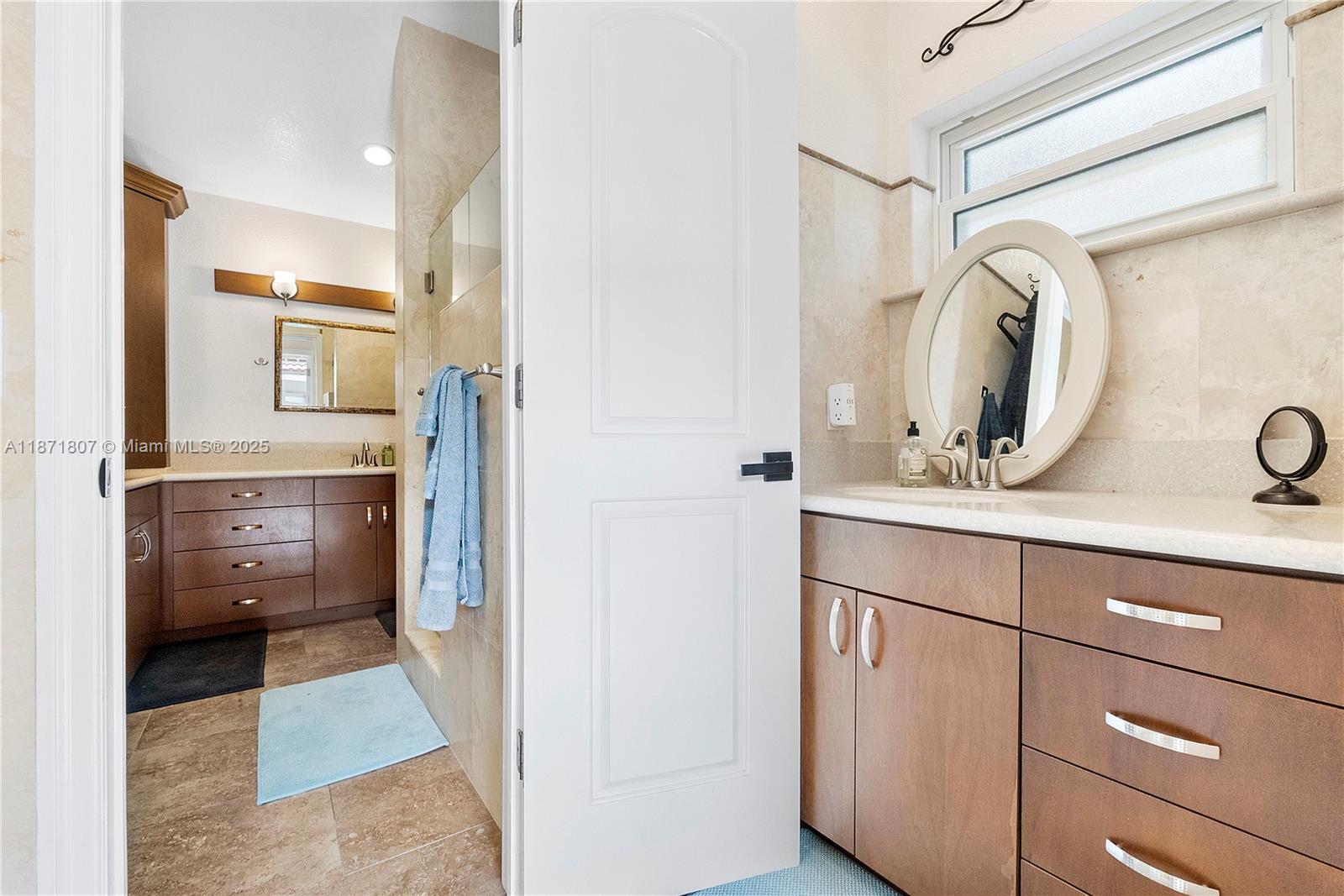 PINE RIDGE - Residential