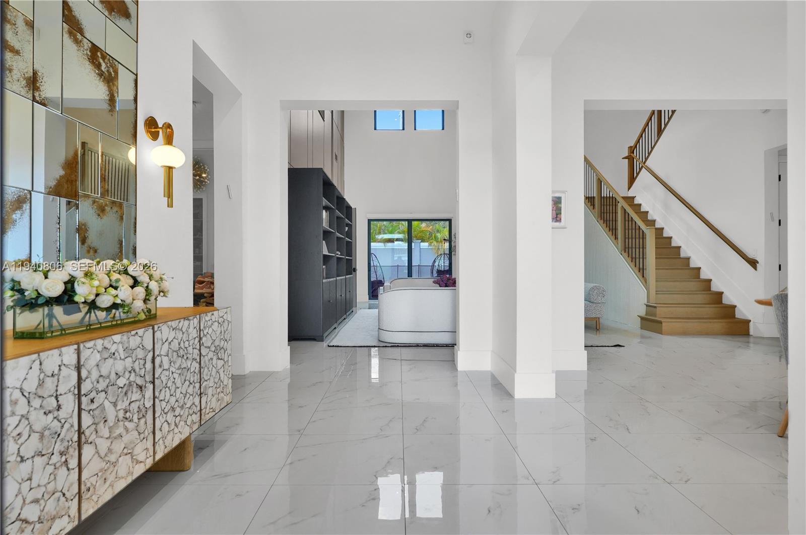 5635 Brookfield Cir w