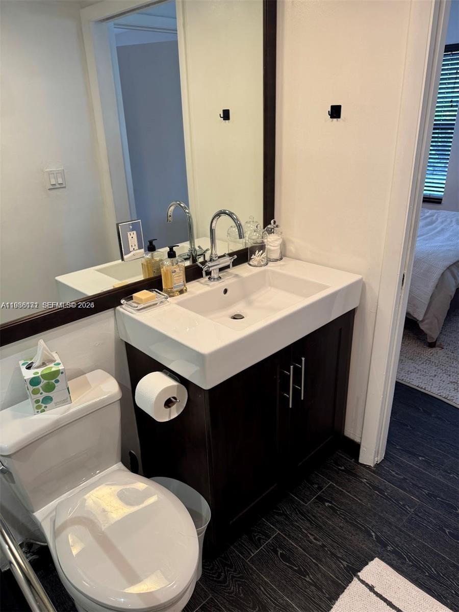 VICTORIA PALMS CONDO - Residential Lease