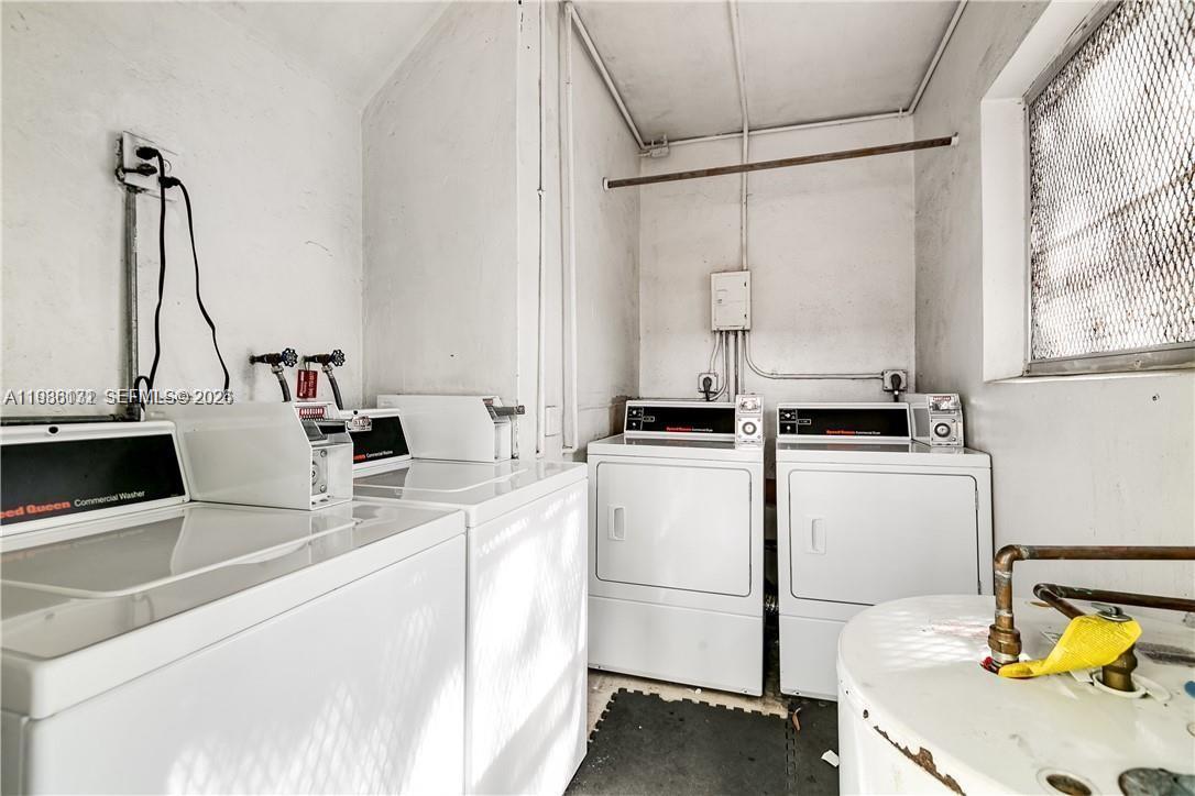 VICTORIA PALMS CONDO - Residential Lease