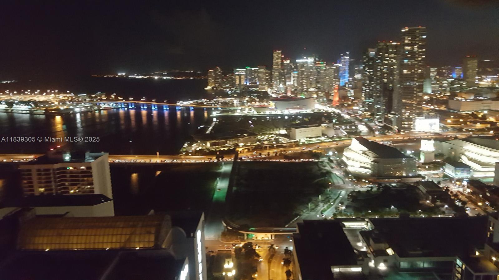 1750 N Bayshore Dr 5506