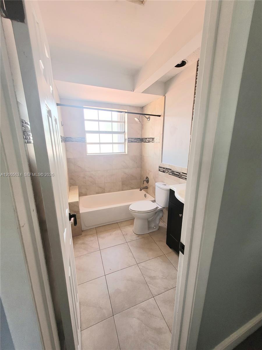 MARBELLA PARK - Residential Lease