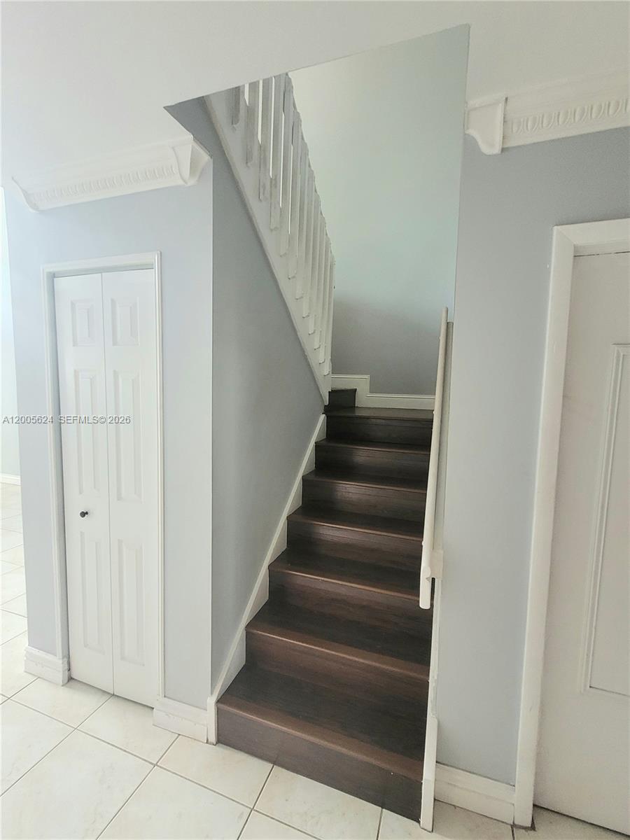 MARBELLA PARK - Residential Lease