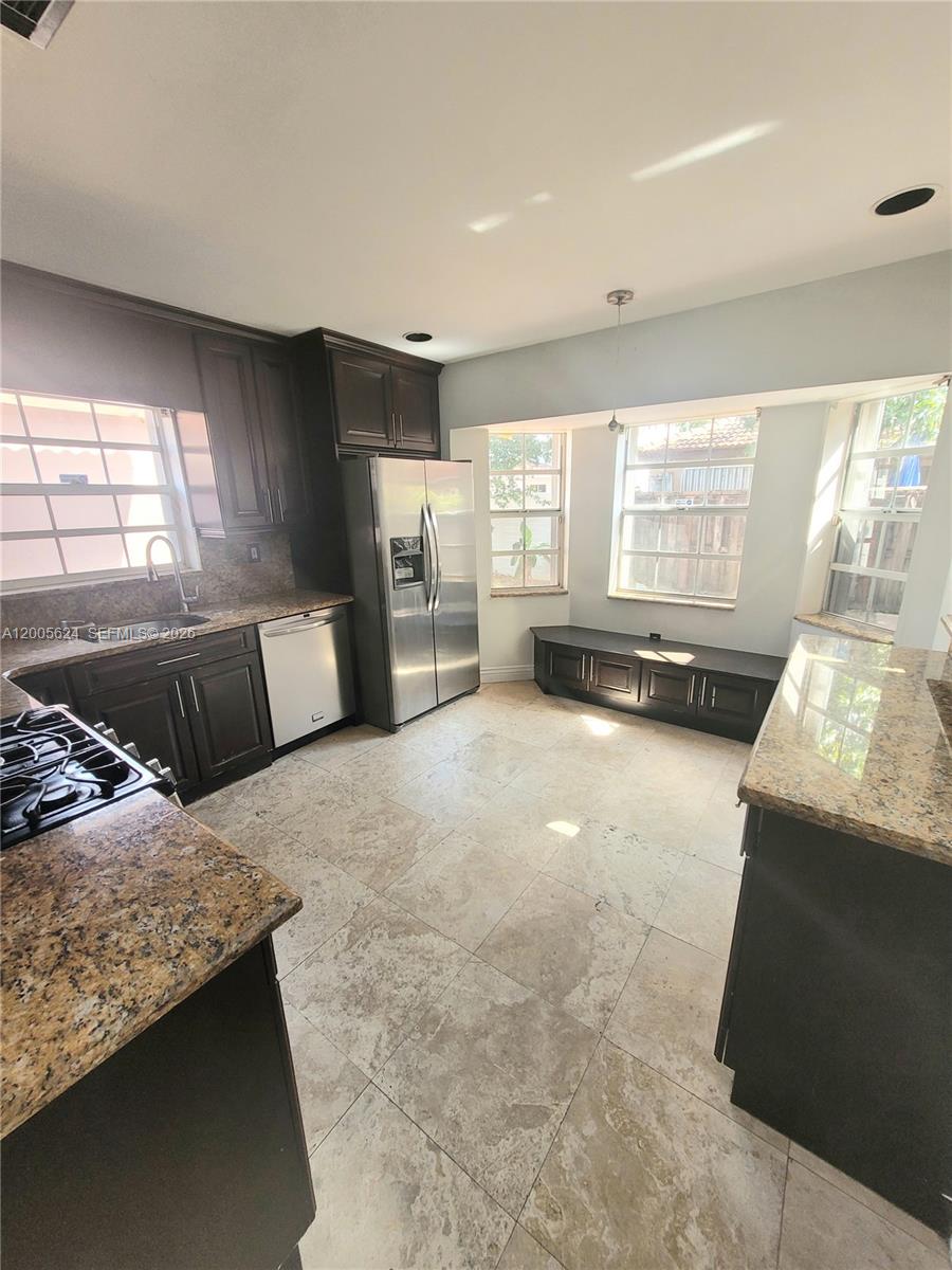 MARBELLA PARK - Residential Lease