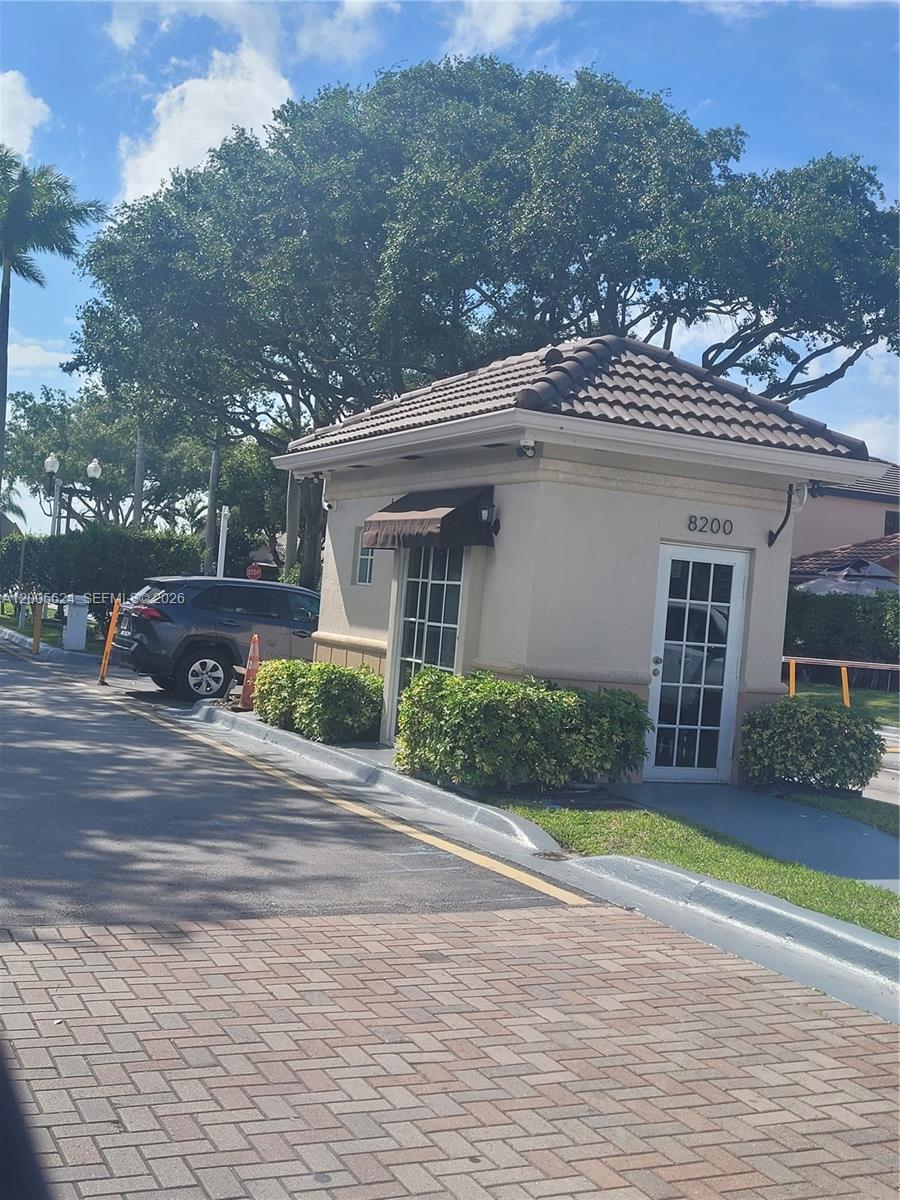 MARBELLA PARK - Residential Lease