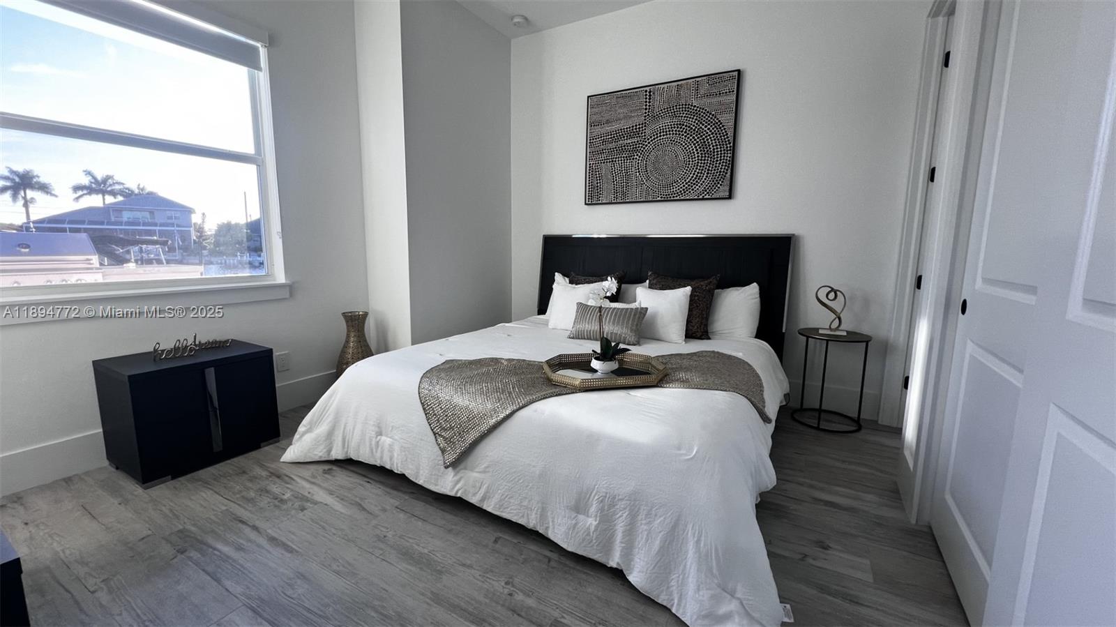 774900 - MARCO BEACH UNIT - Residential