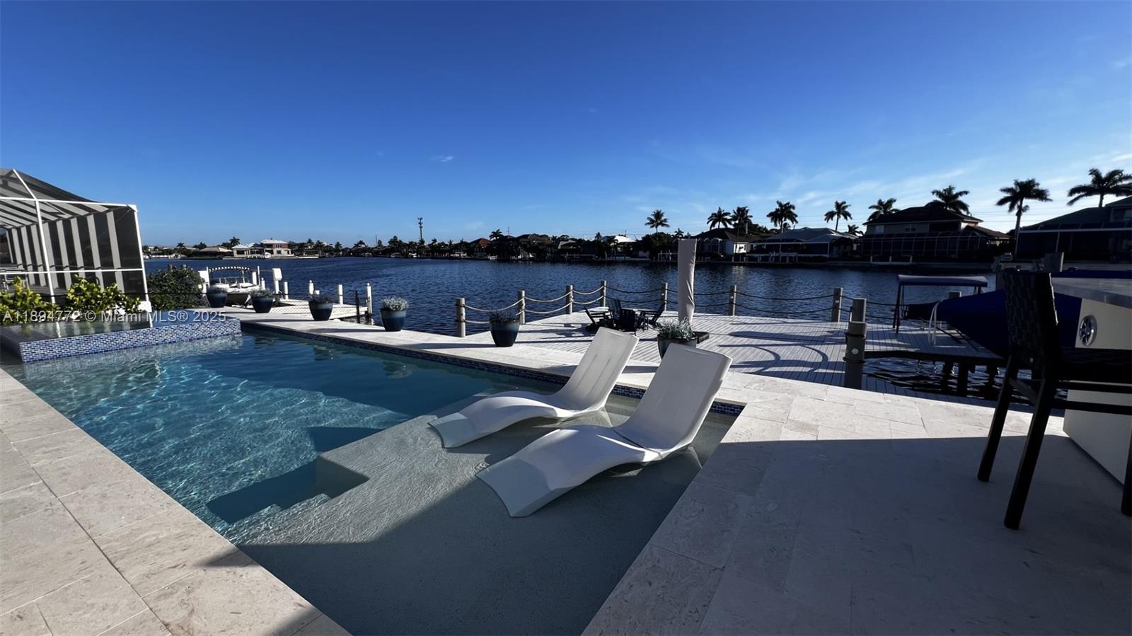 774900 - MARCO BEACH UNIT - Residential