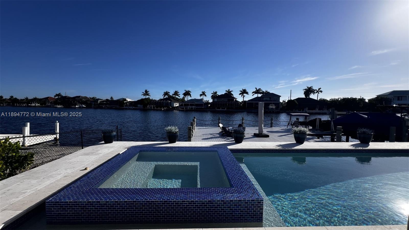 774900 - MARCO BEACH UNIT - Residential