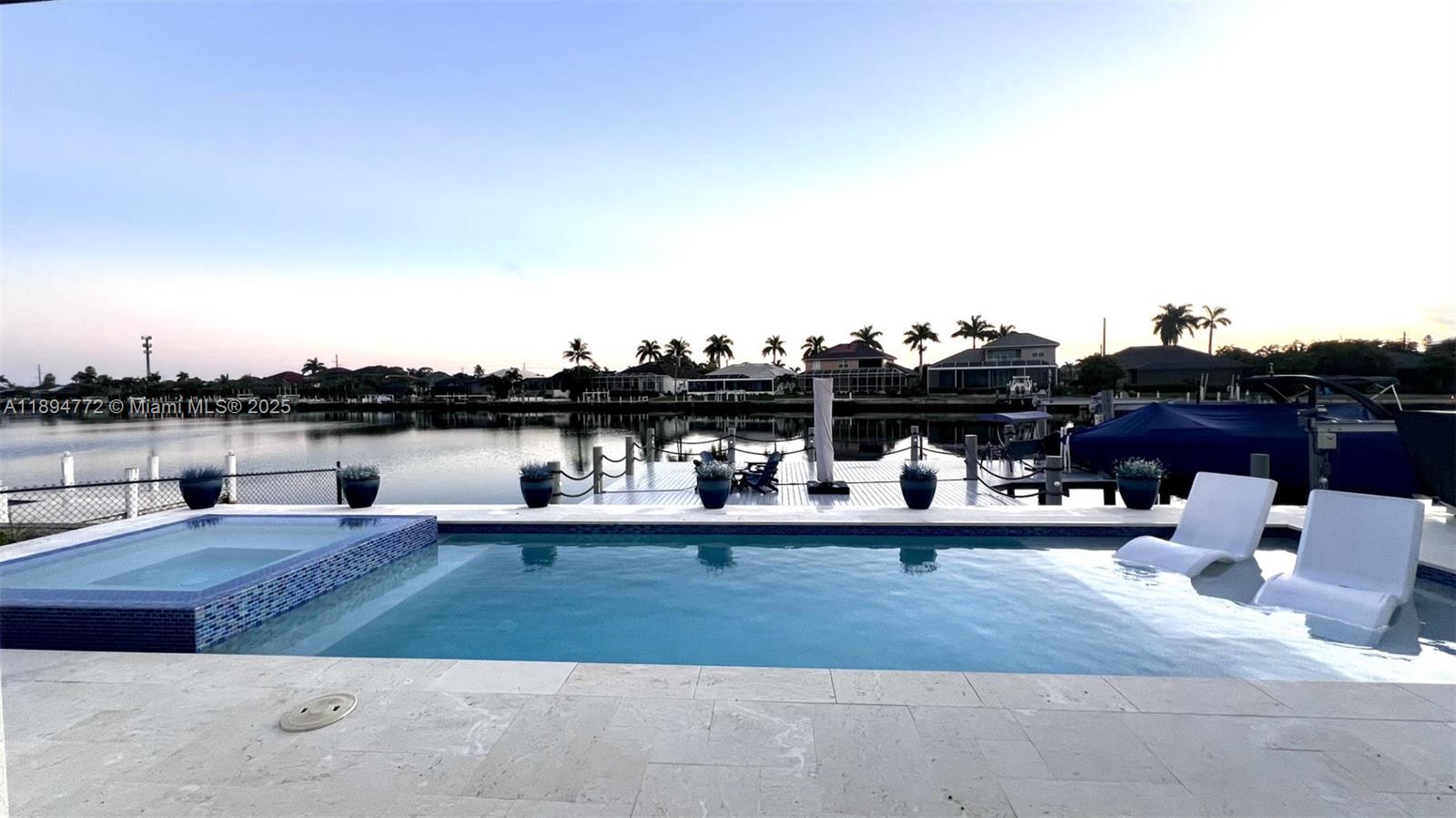 774900 - MARCO BEACH UNIT - Residential