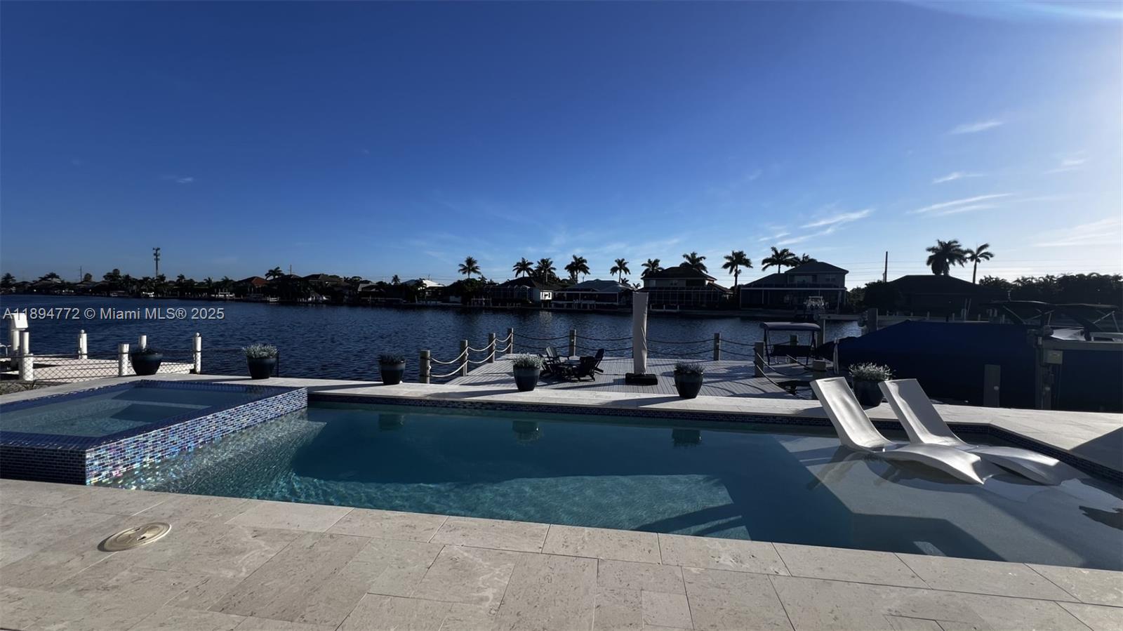 774900 - MARCO BEACH UNIT - Residential