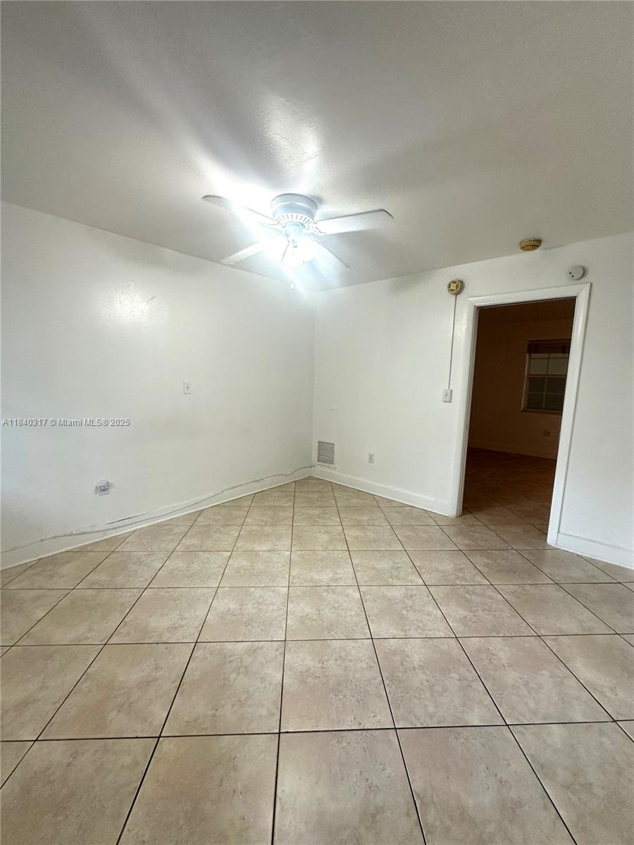345 Michigan Ave 37