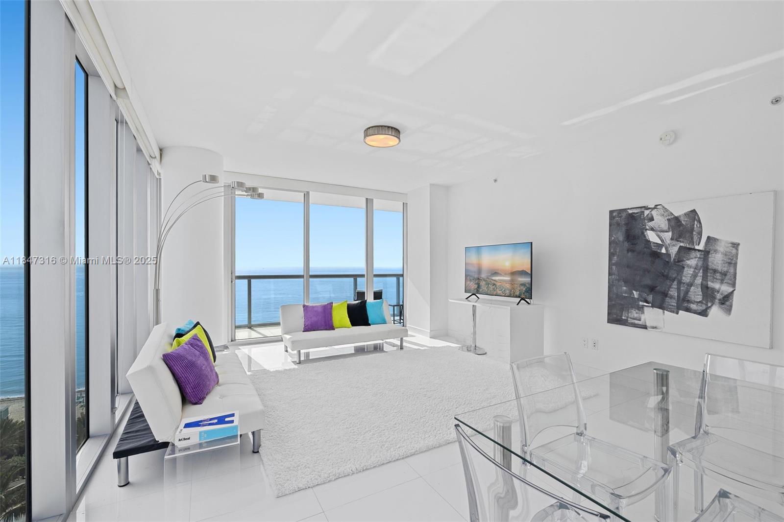 6799 Collins Ave 1002