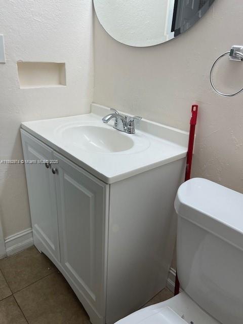 GOLDEN GATE APARTMENTS CO - Residential Lease