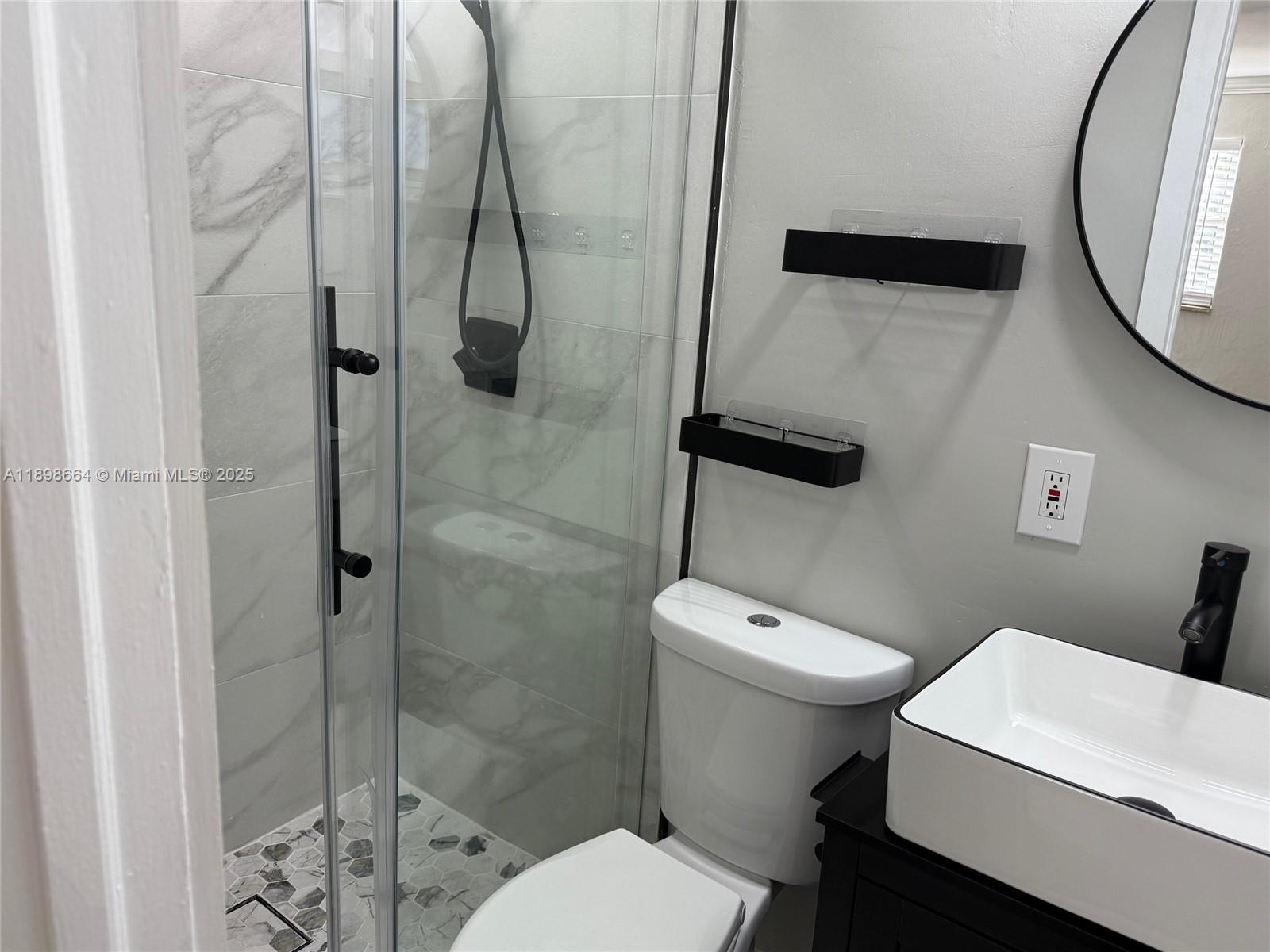 BROADVIEW PARK SEC 3 - Residential Lease