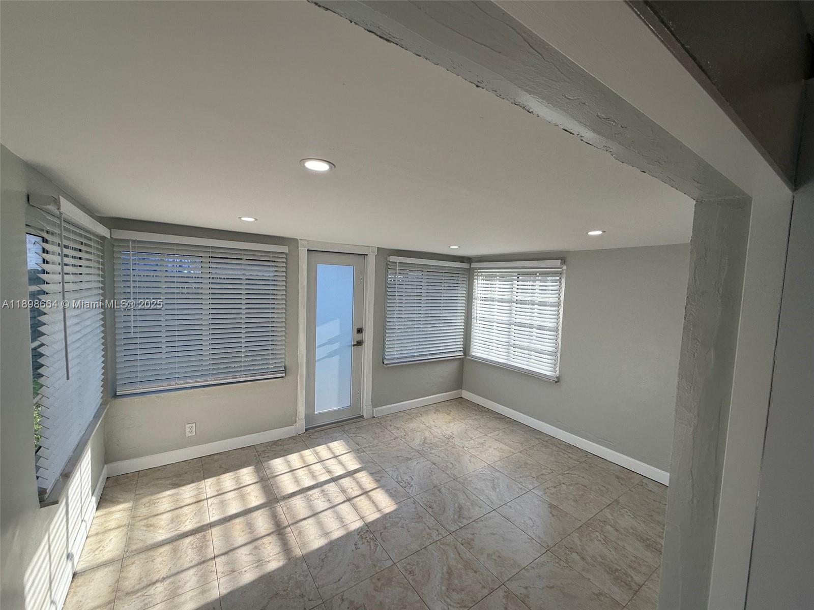 BROADVIEW PARK SEC 3 - Residential Lease